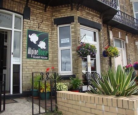 Alpine Guest House Middlesbrough Eksteriør billede